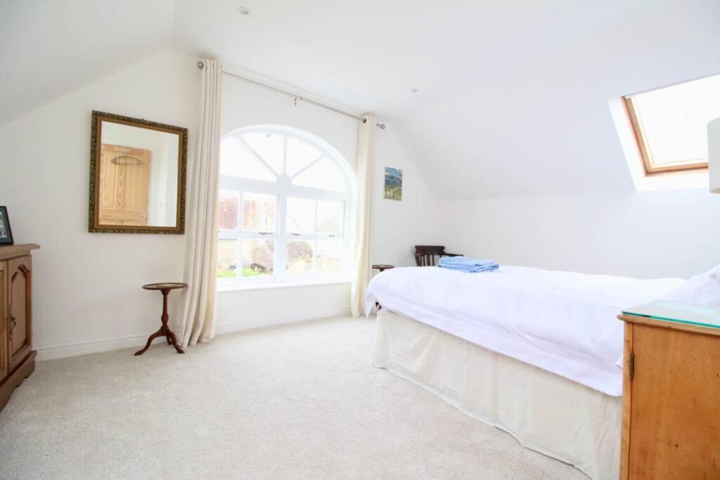 Betern Place By Air Premier Villa Seaford Exterior photo